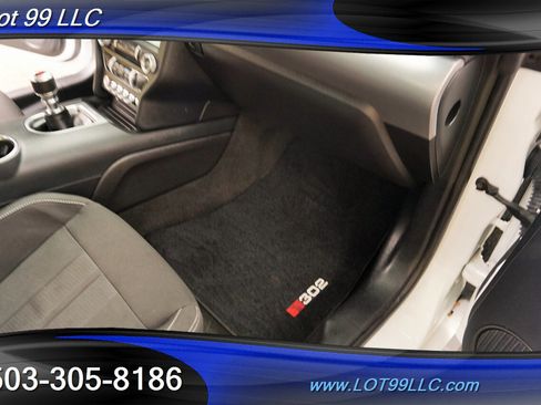 Used 2018 Ford Mustang GT w/ Equipment Group 301A image 33