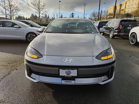 New 2025 Hyundai Ioniq 6 SEL image 8