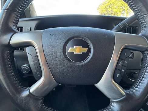 Used 2016 Chevrolet Express 3500 LT w/ LT Preferred Equipment Group image 7