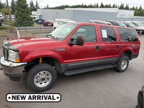 Used 2004 Ford Excursion XLT AWD/4WD image 1