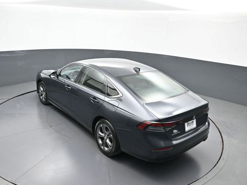 Certified 2023 Honda Accord EX image 40