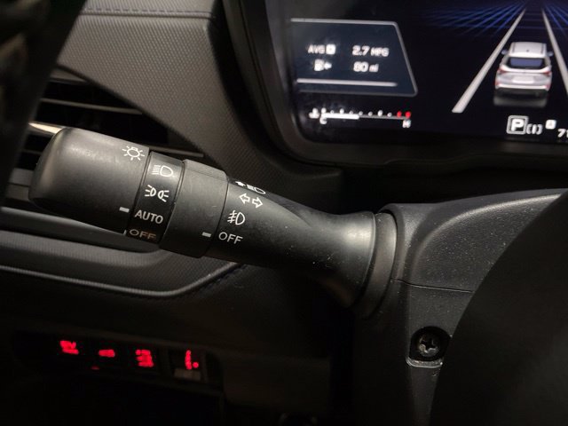 Used 2025 Subaru Forester Premium AWD/4WD image 40