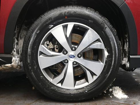 Certified 2024 Subaru Ascent Premium w/ Convenience Package image 10