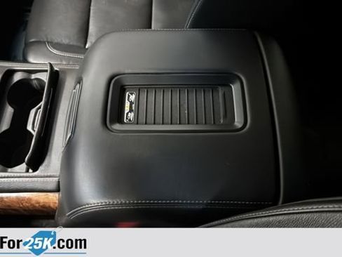 Used 2016 Chevrolet Suburban LTZ AWD/4WD image 21