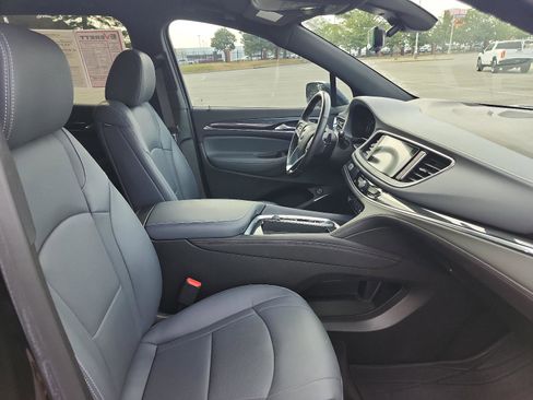 Used 2022 Buick Enclave Premium w/ Surround and Sites Package image 6