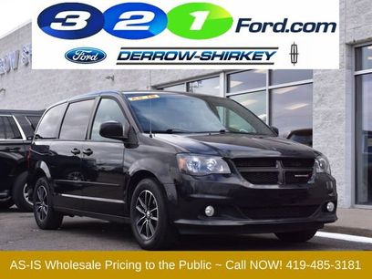 Used 2017 Dodge Grand Caravan SXT w/ Driver Convenience Group