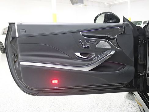 Used 2020 Mercedes-Benz S 560 Cabriolet image 34