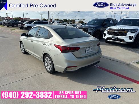 Used 2018 Hyundai Accent SE FWD image 4