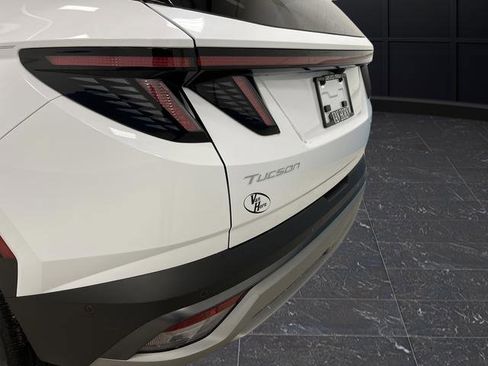 Used 2025 Hyundai Tucson Limited image 37