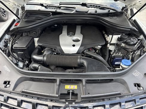 Used 2015 Mercedes-Benz ML 250 BlueTEC 4MATIC image 39