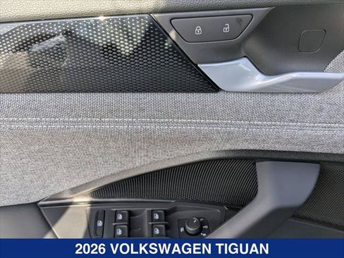 Used 2026 Volkswagen Tiguan S FWD image 11