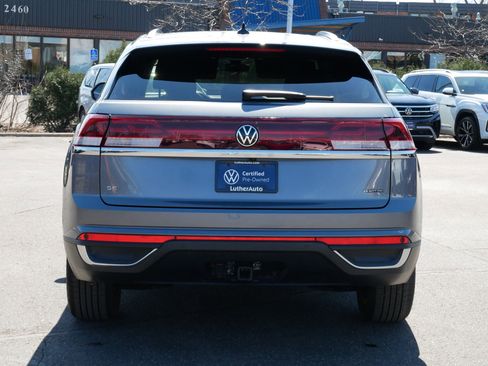 Certified 2025 Volkswagen Atlas Cross Sport SE w/ Panoramic Sunroof Package image 6