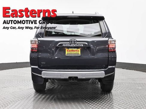 Used 2024 Toyota 4Runner TRD Off-Road Premium AWD/4WD image 6