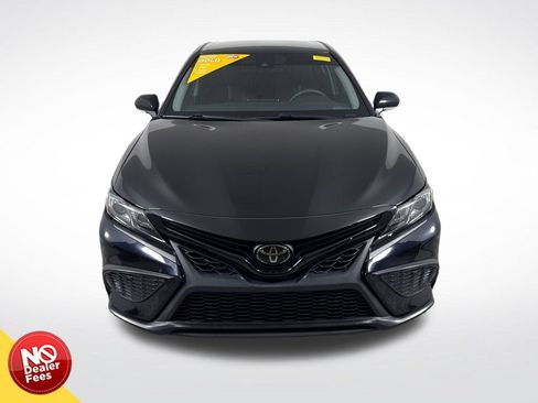 Used 2023 Toyota Camry SE FWD image 9