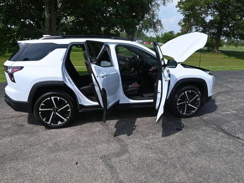 Used 2026 Chevrolet Equinox RS w/ Convenience Package III AWD/4WD image 49