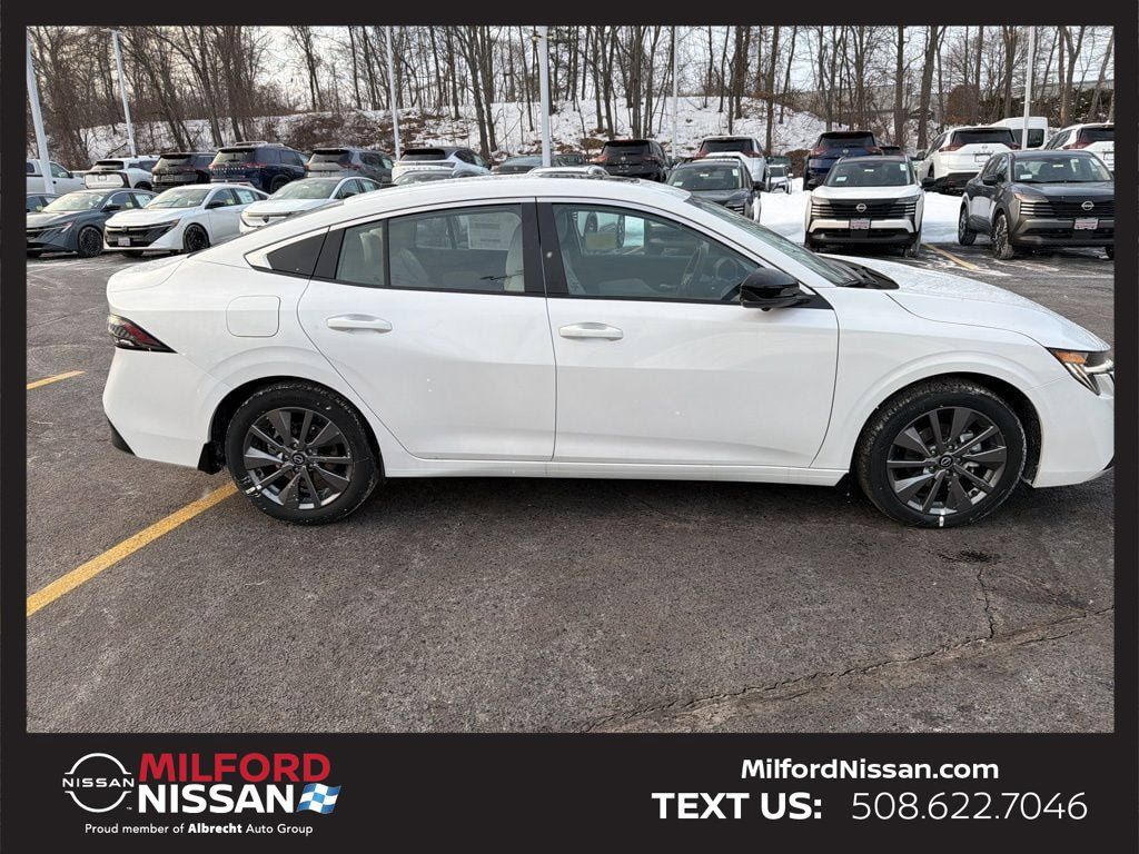 Used 2026 Nissan Sentra SL w/ Floor Mat Package FWD image 5