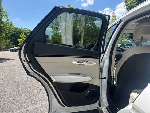 New 2026 Genesis GV70 2.5T Advanced AWD/4WD image 26