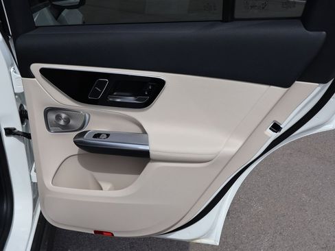 New 2026 Mercedes-Benz GLC 300 4MATIC image 16