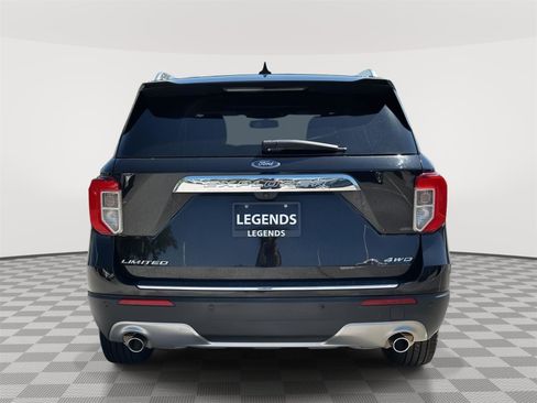 Used 2023 Ford Explorer Limited AWD/4WD image 4