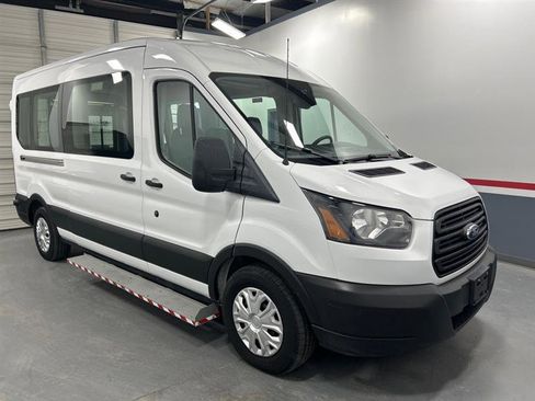 Used 2019 Ford Transit 350 XL image 2
