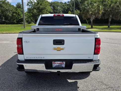 Used 2018 Chevrolet Silverado 1500 LT w/ All Star Edition AWD/4WD image 3
