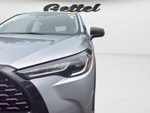 Used 2025 Toyota Corolla Cross L FWD image 24