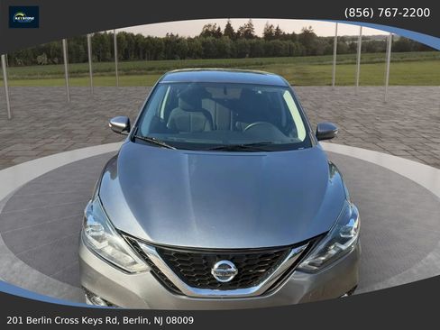 Used 2019 Nissan Sentra SR FWD image 7