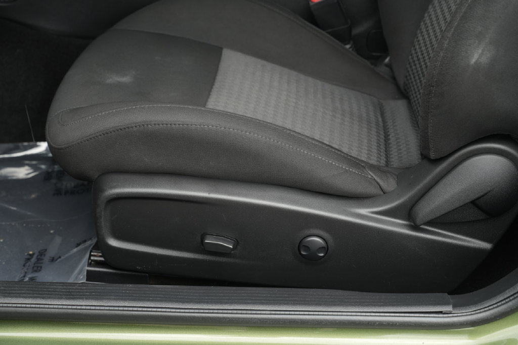 Used 2023 Dodge Challenger GT RWD image 18