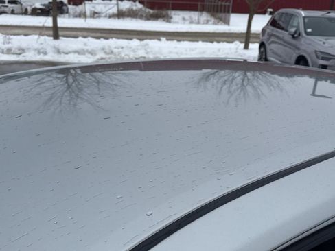 Used 2017 Toyota Camry LE image 30