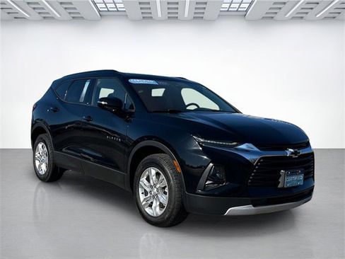 Certified 2022 Chevrolet Blazer LT image 2