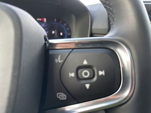 Used 2023 Volvo XC40 B5 Plus w/ Driver Assist Package image 25