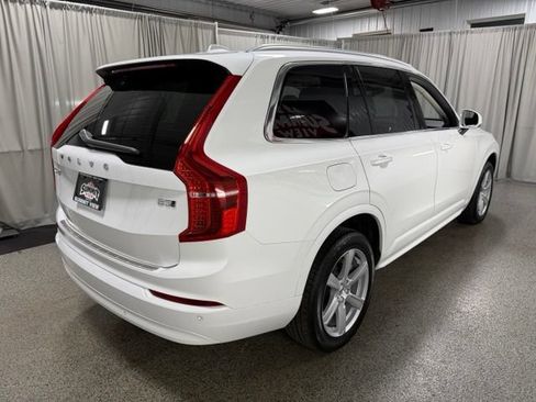 Used 2023 Volvo XC90 B5 Core w/ Protection Package Premier AWD/4WD image 4