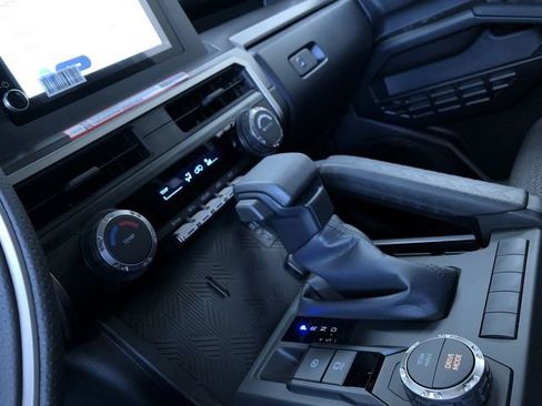 New 2026 Toyota 4Runner SR5 RWD image 29