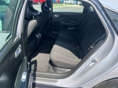Used 2024 Hyundai Ioniq 6 SE RWD image 25