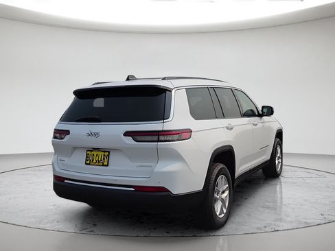 New 2026 Jeep Grand Cherokee L 4WD image 4
