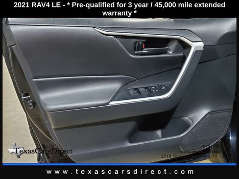 Used 2021 Toyota RAV4 LE image 8