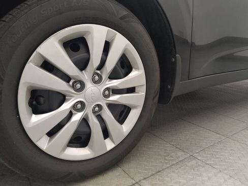 Used 2022 Kia Soul LX FWD image 31