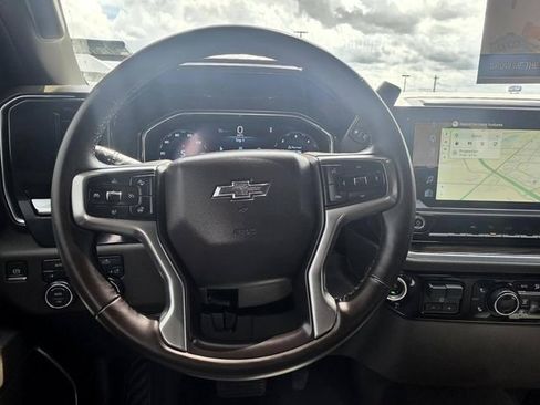 Used 2025 Chevrolet Silverado 1500 RST AWD/4WD image 15