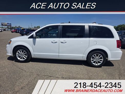 Used 2019 Dodge Grand Caravan SXT FWD image 6