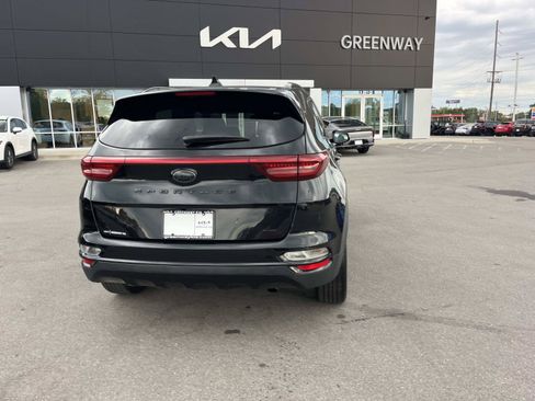 Used 2021 Kia Sportage S w/ S AWD Premium Package image 4