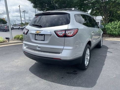 Used 2015 Chevrolet Traverse LT w/ Style and Technology Package AWD/4WD image 8