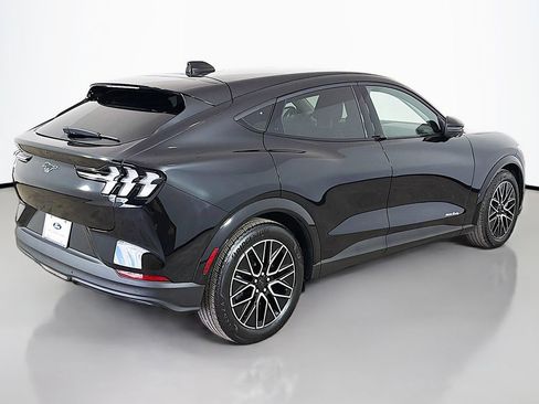 Used 2025 Ford Mustang Mach-E Premium AWD/4WD image 14