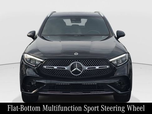 Used 2026 Mercedes-Benz GLC 300 image 2