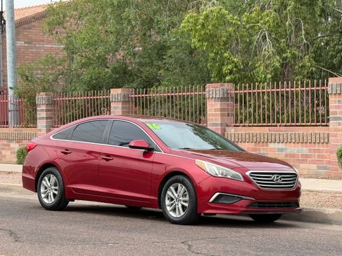 Used 2016 Hyundai Sonata SE FWD image 8