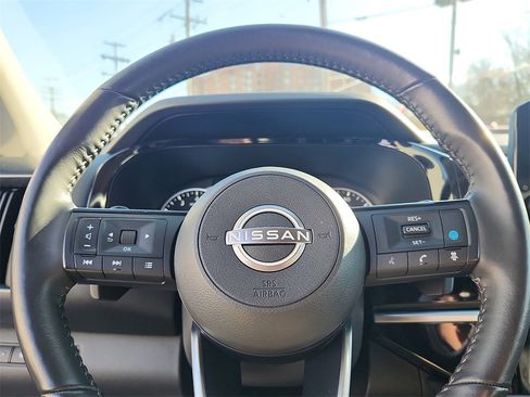 Certified 2022 Nissan Pathfinder SL image 20