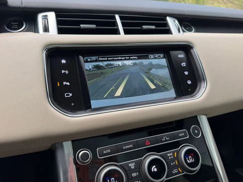 Used 2016 Land Rover Range Rover Sport HSE image 24