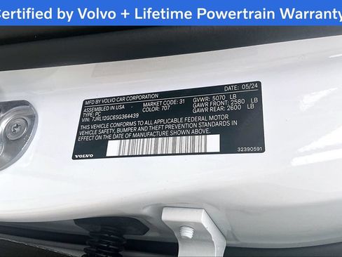 Used 2025 Volvo S60 B5 Plus AWD/4WD image 45