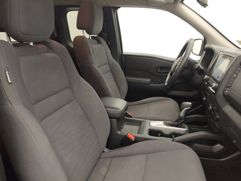 Used 2022 Nissan Frontier S w/ Technology Package RWD image 21