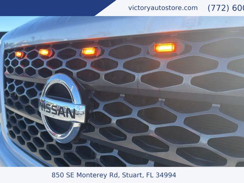 Used 2018 Nissan Titan PRO-4X w/ Pro-4x Utility Package image 12