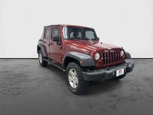 Used 2011 Jeep Wrangler Unlimited Rubicon w/ Connectivity Group AWD/4WD image 6